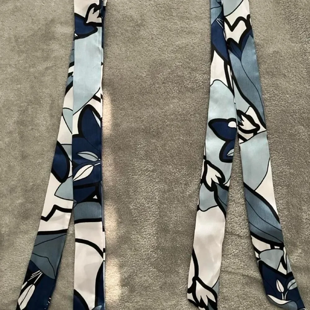Blue & White Floral Twilly Set
